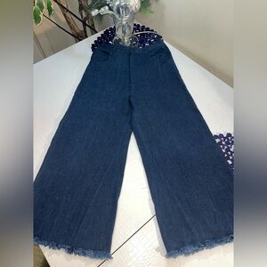 Kendall + Kyle Super High Rise Stylish Flare Leg Jeans Size Small